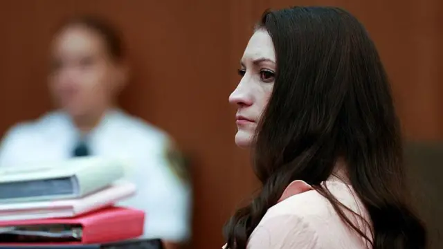 Un psicólogo forense puso en duda la versión de la mujer acusada de matar a sus tres hijos